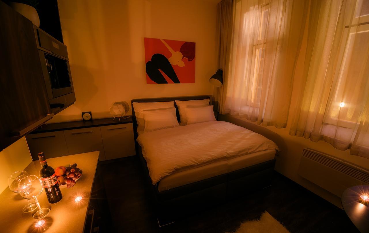 Fifty Shades Of Gray Studio, City Center Hradec Králové Kültér fotó