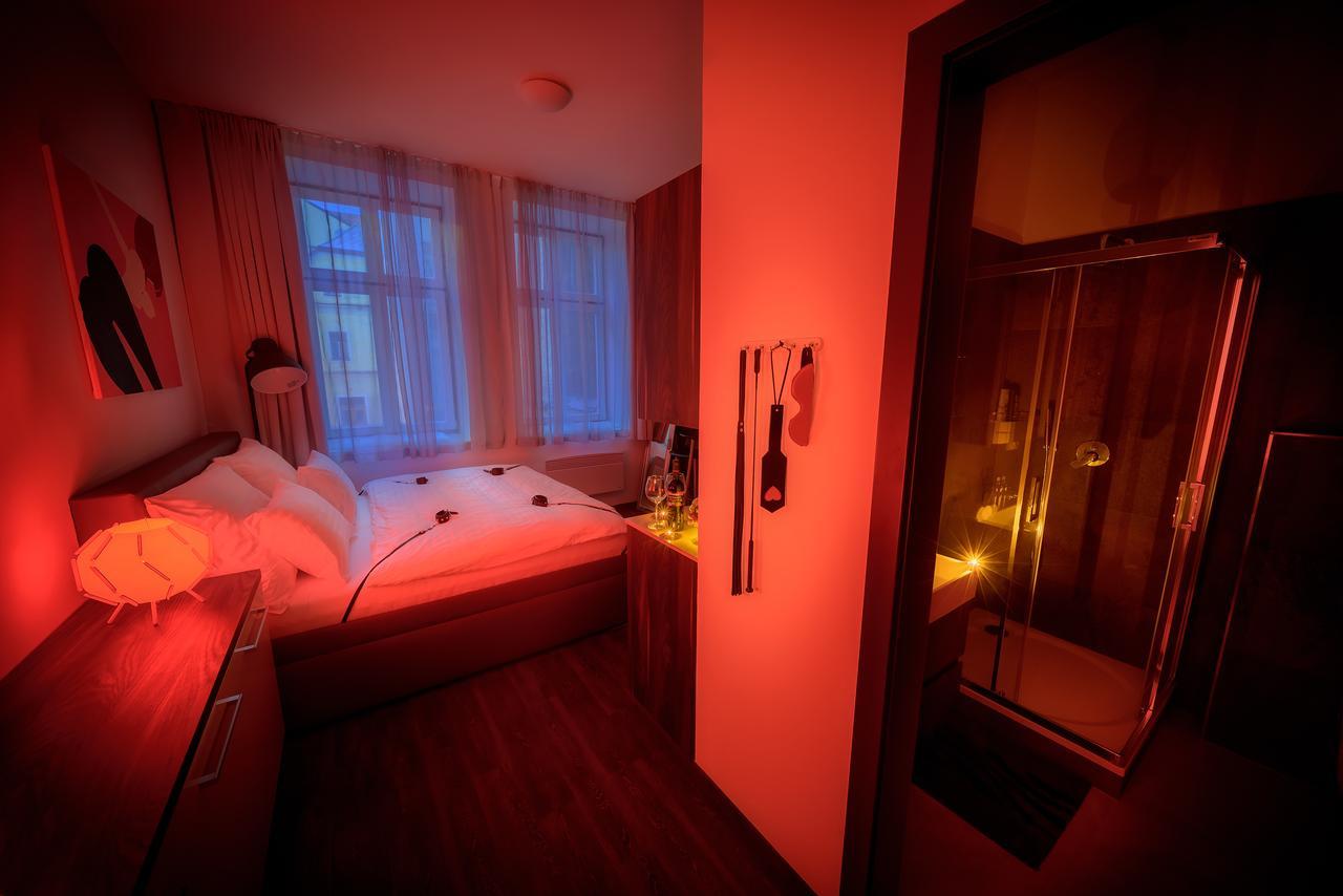 Fifty Shades Of Gray Studio, City Center Hradec Králové Kültér fotó